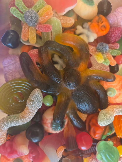 Griezelig Halloween snoep doosje (500g)