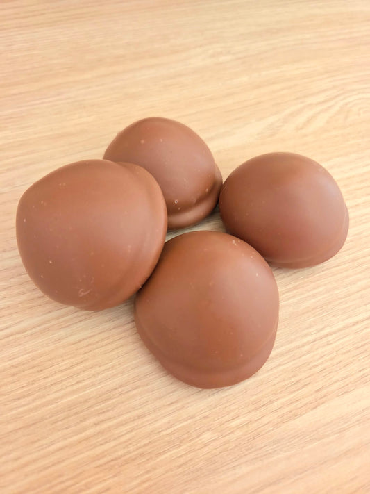Ambachtelijke chocoladezoenen (4stuks) Callebaut chocolade