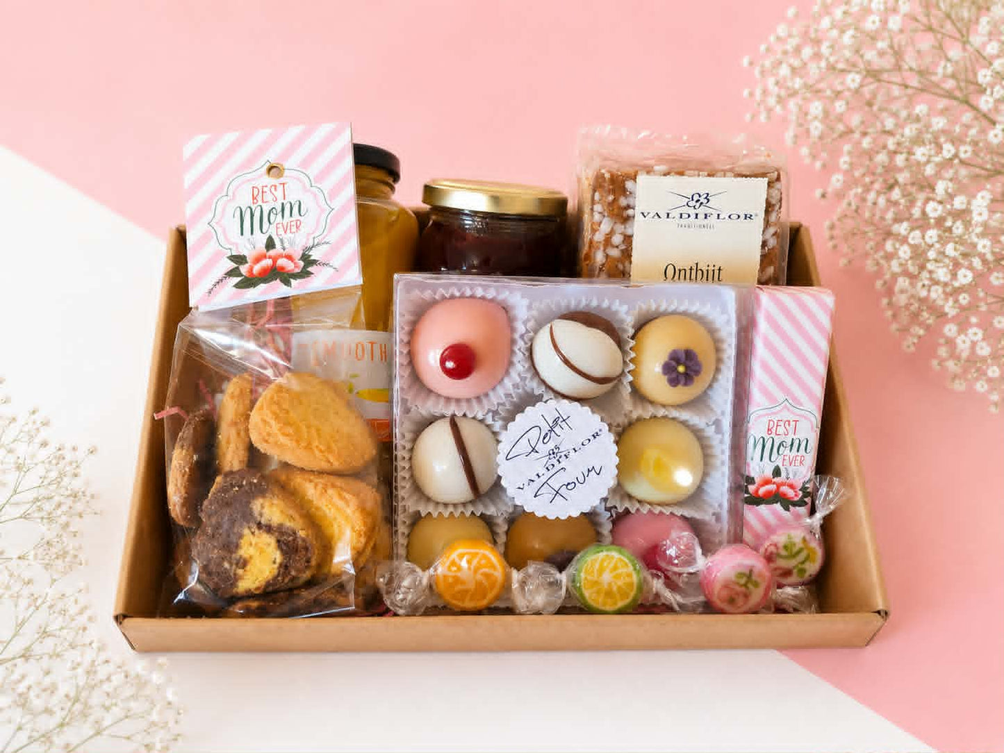 Luxe Moederdag ontbijtbox (15 augustus) - Ambachtelijk cadeaupakket